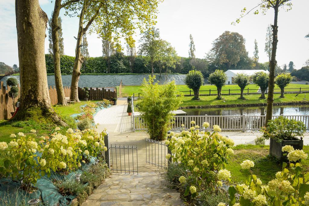 Domaine De La Palombe Pension Villiers-Fossard Buitenkant foto
