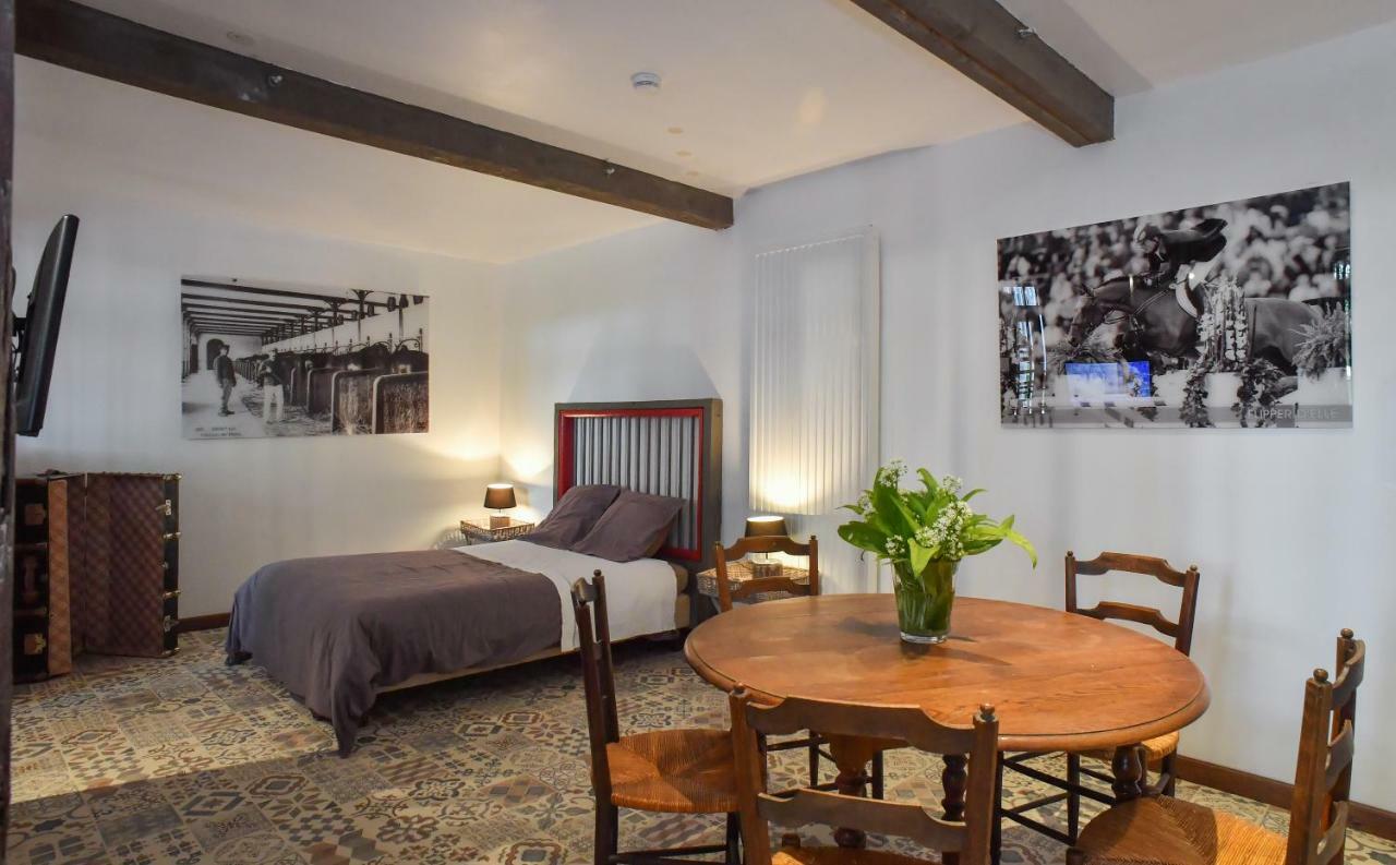 Domaine De La Palombe Pension Villiers-Fossard Buitenkant foto